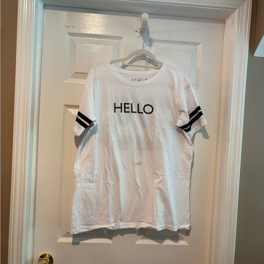 Adele Hello 25 Concert T-Shirt. Size XL.